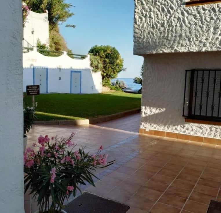 Little Paradise . Apartment In Front Of The Sea Coma-ruga Exterior foto